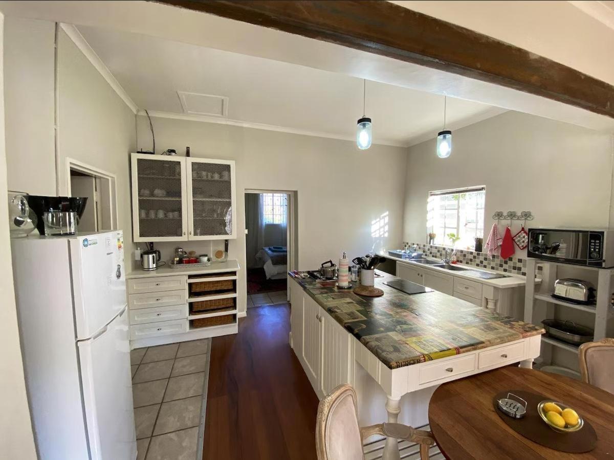 Olive And Vine Farm Cottage Franschhoek Ruang foto